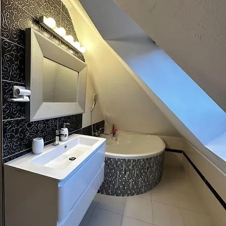 Flumen I Cozy House With Free Parking * Prag