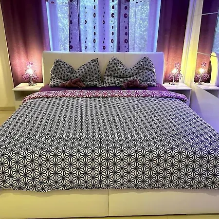 Flumen I Cozy House With Free Parking Semesterbostad *