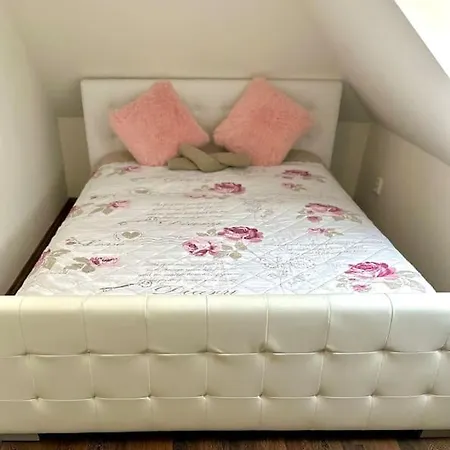 Flumen I Cozy House With Free Parking *